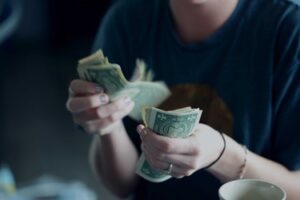 Read more about the article 乙式車體險還是丙式車體險？車體險怎麼選最划算？